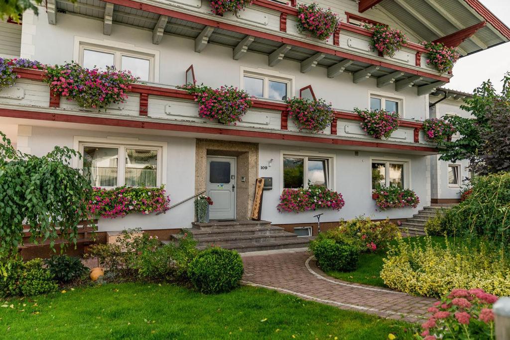 Appartements-Pension Lindenheim Schladming Exterior foto